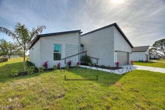 25315 Alicante Dr in Punta Gorda, FL - Building Photo - Building Photo