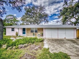 630 Olive St in South Daytona, FL - Building Photo