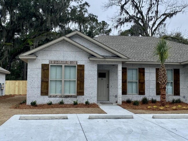 20 Settlers Cove Dr in Brunswick, GA - Building Photo - Building Photo