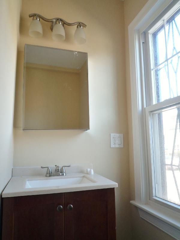2936 Washington St in Boston, MA - Foto de edificio - Building Photo