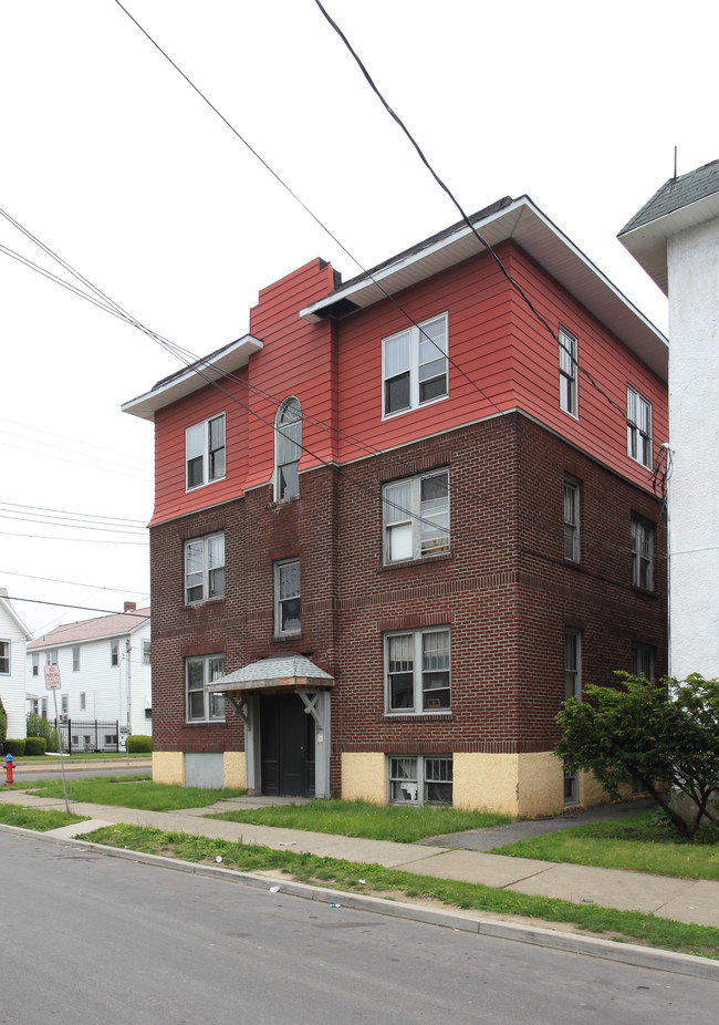 32 Edwards St in Binghamton, NY - Building Photo - Building Photo