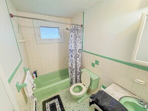 70 Wynola Ave in New Britain, CT - Building Photo - Building Photo