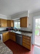 131 Mark Ln in Perrysburg, OH - Building Photo - Building Photo