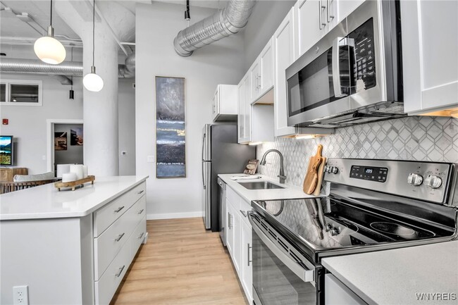 property at 628 Ellicott St