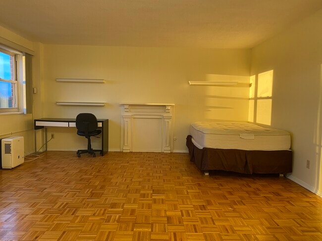123 S Adelaide Ave, Unit 5N in Highland Park, NJ - Building Photo - Building Photo