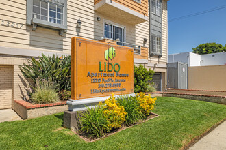 Lido Apartments - 12217 Pacific Ave in Los Angeles, CA - Building Photo - Building Photo