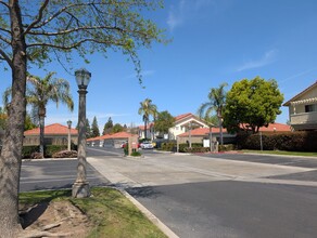 1542 E Alluvial Ave in Fresno, CA - Building Photo - Building Photo