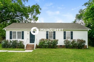 939 Rand St in Smithfield, NC - Building Photo