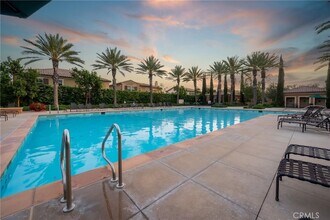 210 Desert Bloom in Irvine, CA - Building Photo - Building Photo