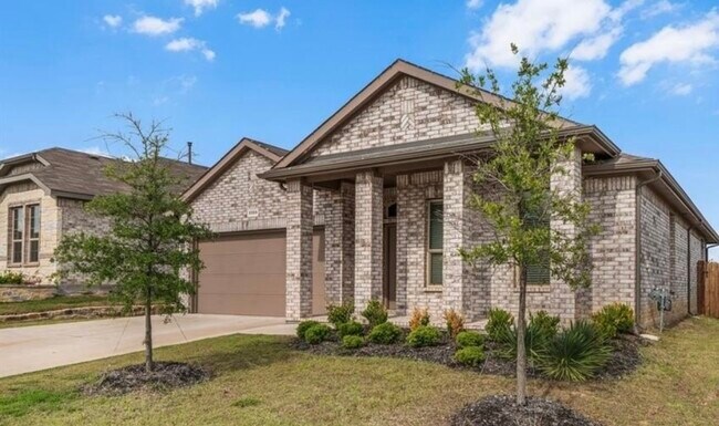 2329 Briscoe Rnch Dr