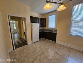 307 E 9th St in Jacksonville, FL - Building Photo - Building Photo