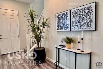 159 Alboran Sea Cir in Sacramento, CA - Building Photo - Building Photo