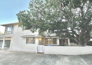 949 15th Ave in Honolulu, HI - Foto de edificio - Building Photo