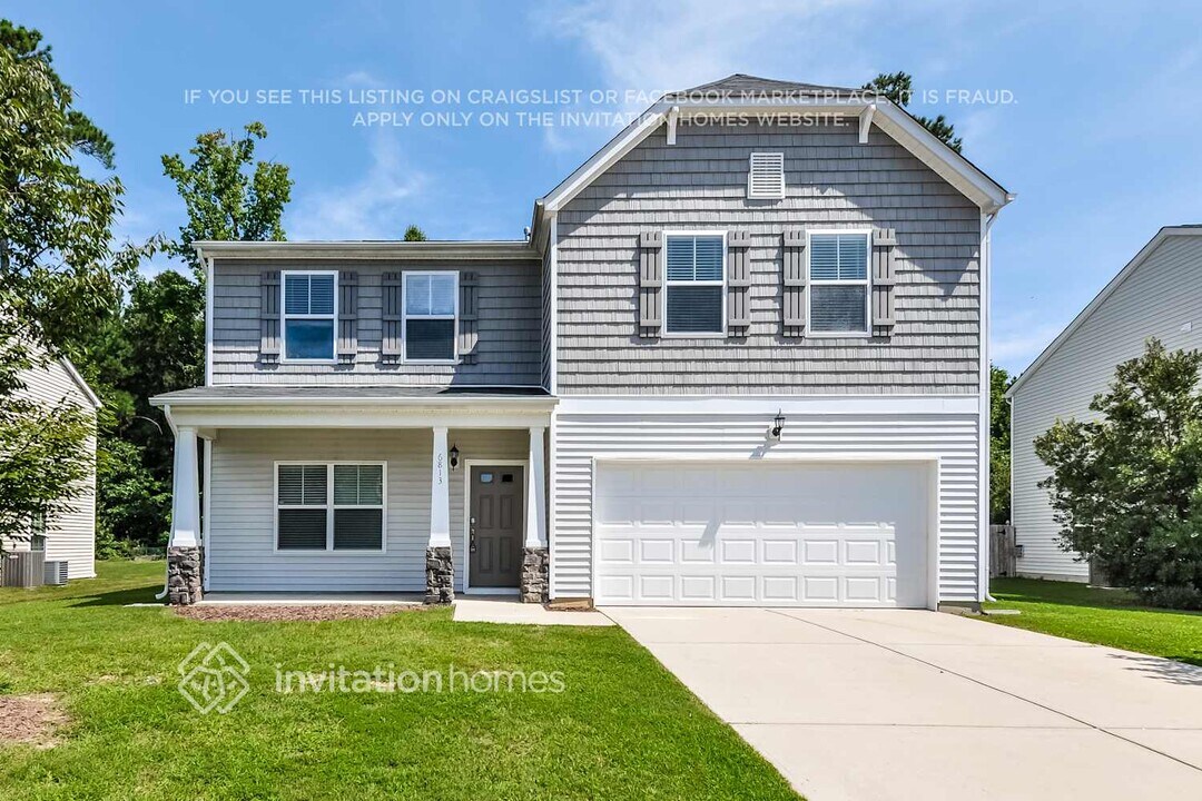6813 Osprey Landing Dr in Wendell, NC - Foto de edificio