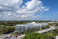 The Meridian Condo in Miami Beach, FL - Foto de edificio - Building Photo