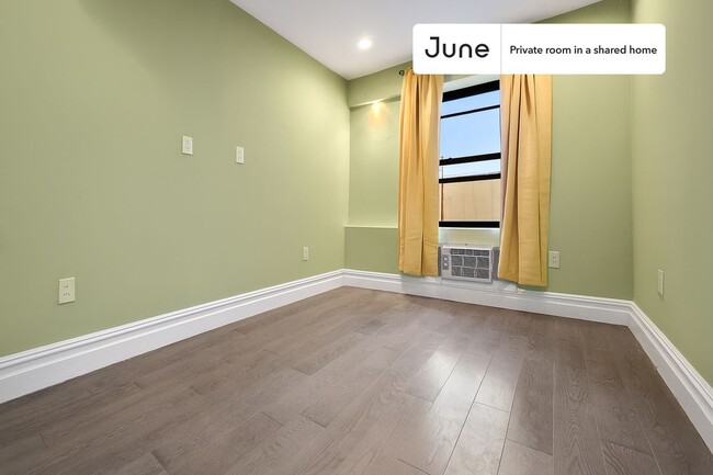 Room in Shared 3 bed/1 bath home in New York, NY - Foto de edificio - Building Photo