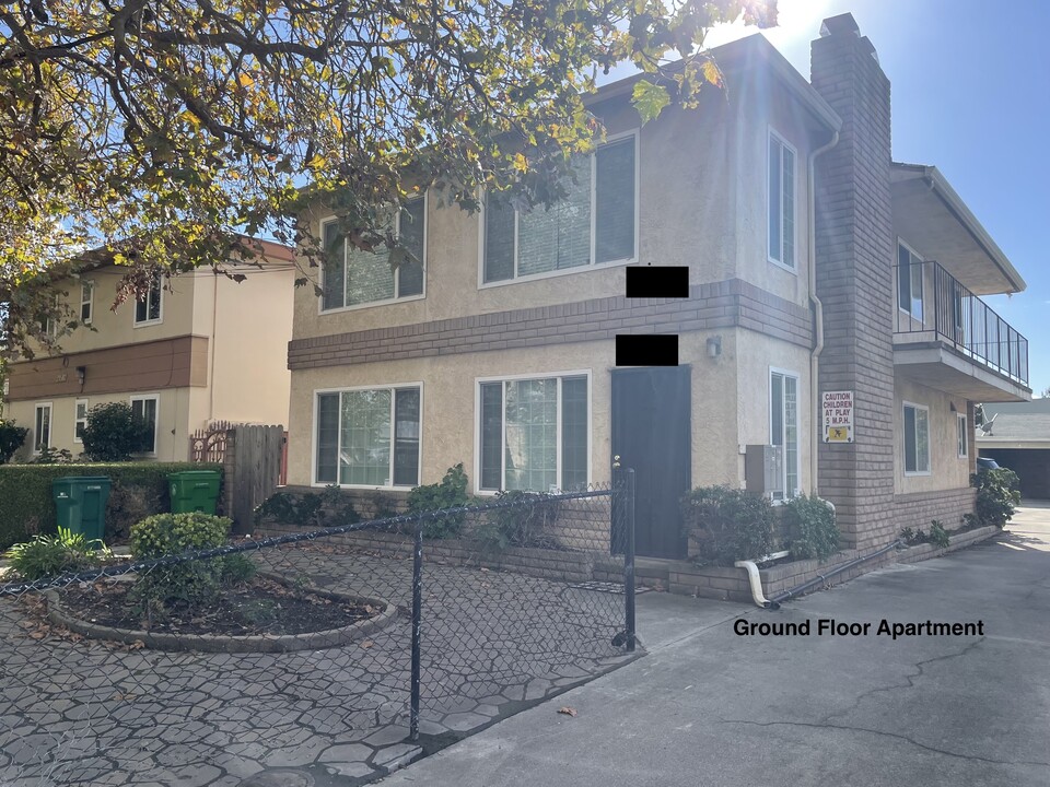 21585 Montgomery St, Unit Front in Hayward, CA - Building Photo