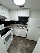 1745 NE 2nd St in Ocala, FL - Foto de edificio - Building Photo