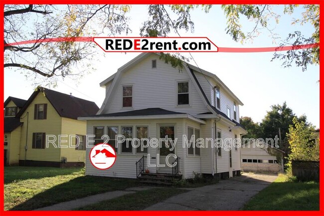 property at 828 10th St