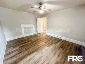 1002 W 6th St in Greenville, NC - Building Photo - Building Photo