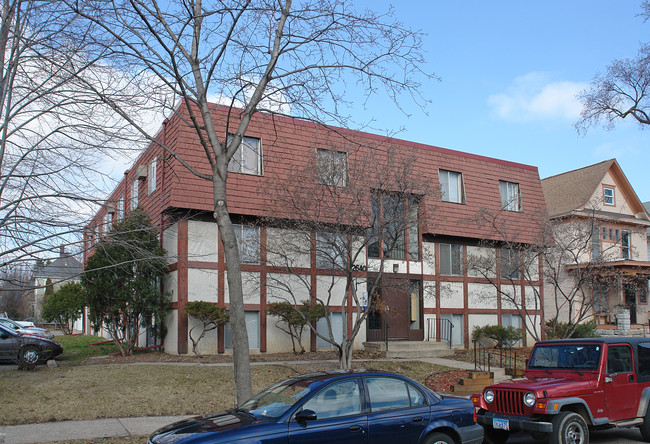 2640-2650 Colfax Ave S in Minneapolis, MN - Building Photo - Building Photo