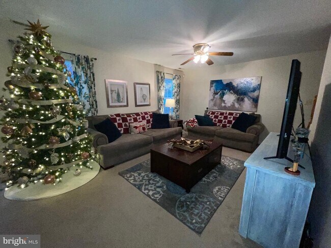 22120 Victoria Cir in California, MD - Building Photo - Building Photo