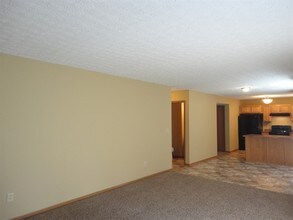 2356 Maribeth Pl in Grove City, OH - Foto de edificio - Building Photo