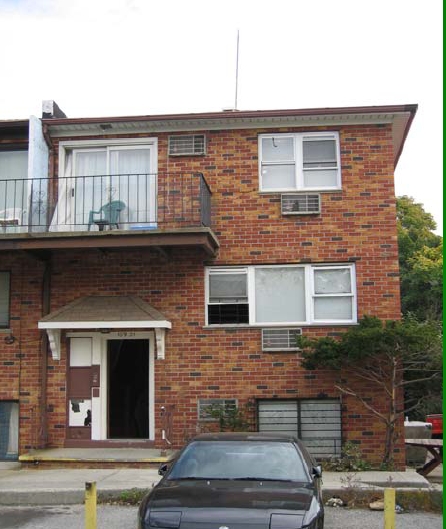 109-21 Centreville St in Ozone Park, NY - Building Photo - Building Photo