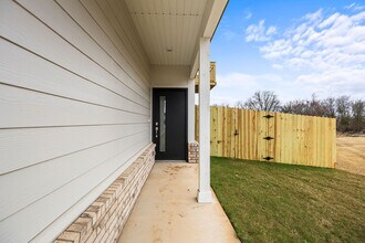 2602 SW Convent St in Bentonville, AR - Foto de edificio - Building Photo