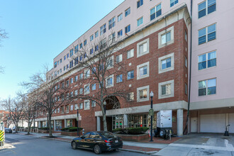 Webster Place Condominiums in Brookline, MA - Building Photo - Building Photo