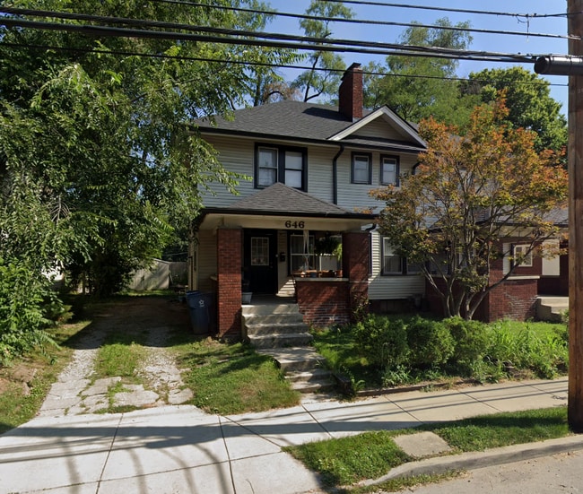 property at 646 E 54th St