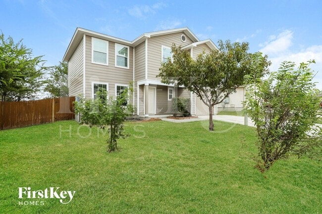 1442 Frio Run in San Antonio, TX - Foto de edificio - Building Photo