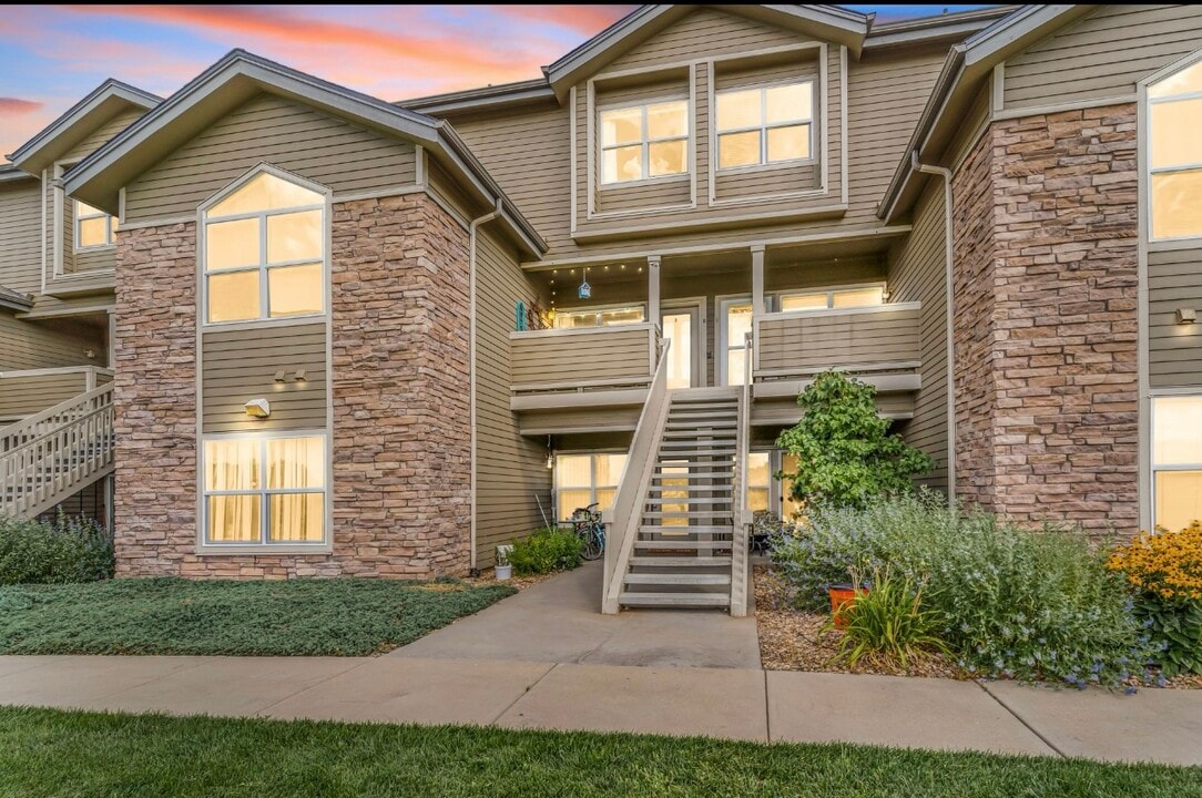 3231 S Waco Ct in Aurora, CO - Foto de edificio