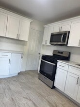 152 Emily Ave in Elmont, NY - Building Photo - Building Photo
