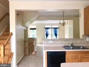 614 Eisenhower Dr in Frederick, MD - Building Photo - Building Photo