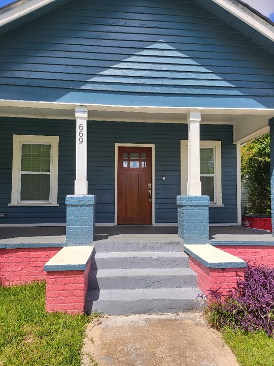 669 Edgewood Ave in Macon, GA - Foto de edificio