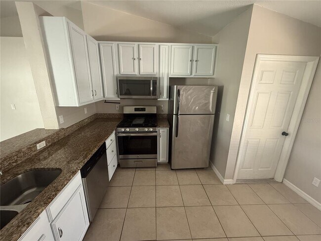 15318 Margaux Dr in Clermont, FL - Building Photo - Building Photo