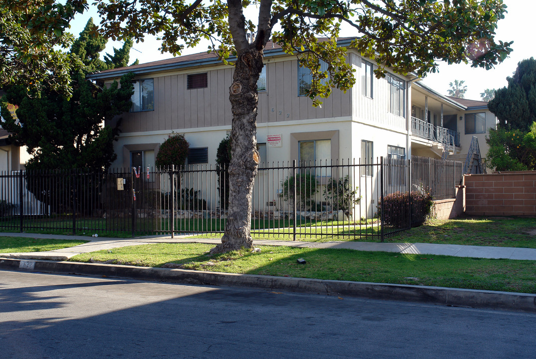 622 S Myrtle Ave in Inglewood, CA - Building Photo