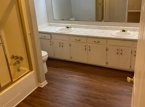 120 New Woodruff Rd in Greer, SC - Building Photo - Building Photo