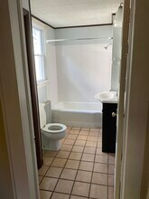 904 W Lackawanna Ave in Blakely, PA - Building Photo - Building Photo