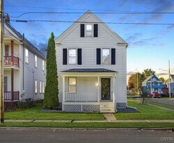 17 Walcott St in New York Mills, NY - Building Photo