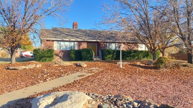 1797 S Alondra Dr in Washington, UT - Building Photo - Building Photo