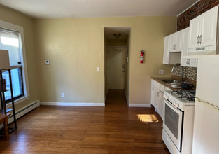 149 Meridian St, Unit 4 in Boston, MA - Building Photo - Building Photo