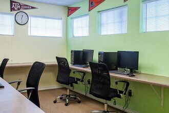 1801 Bosquez St in Robstown, TX - Building Photo - Building Photo