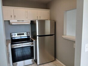 116 Norwich E in West Palm Beach, FL - Building Photo - Building Photo