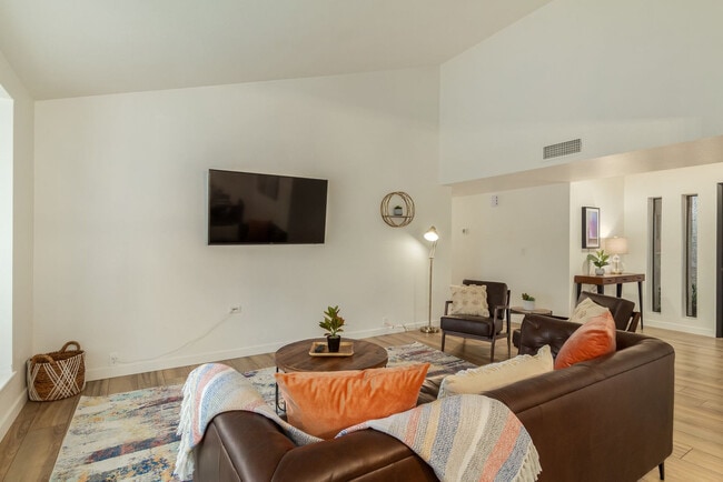 6722 E Beverly Ln in Scottsdale, AZ - Building Photo - Building Photo