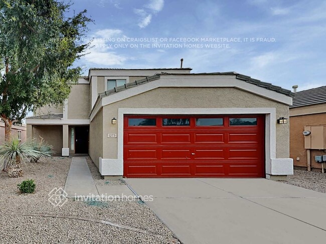 property at 1273 E Anastasia St