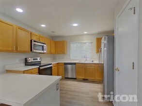 8095 Oliver Rd in Peyton, CO - Building Photo - Building Photo