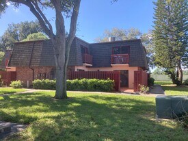 46 Piney Branch Way in West Melbourne, FL - Building Photo