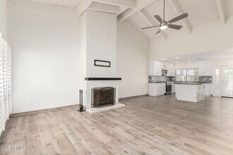 5531 N 71st Pl in Paradise Valley, AZ - Building Photo - Building Photo